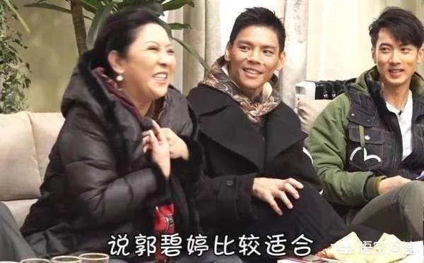如何看待向佐和郭碧婷的恋情,你觉得他们般配吗?