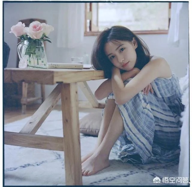 斗鱼二珂又发新专辑了,为什么她之前在熊猫没有火起来?