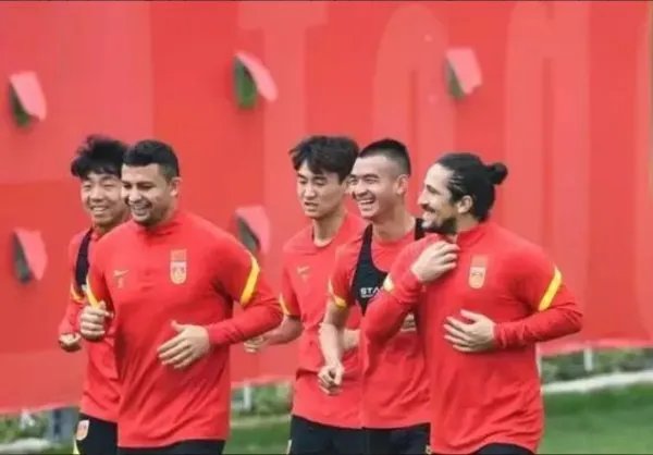 国足集体观看夺冠的目的以及含义是什么?