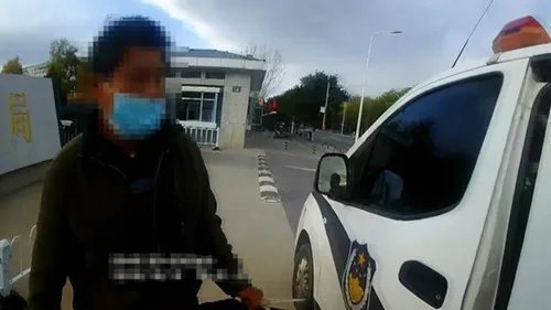 如何看待“逃亡30年后自首得知未涉案”这件事?