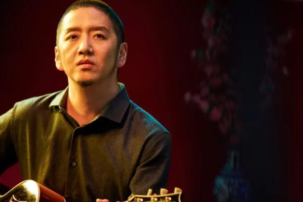 婚内出轨的歌手郝云,“宠妻”人设崩塌,他曾经为自己妻子写过什么歌?