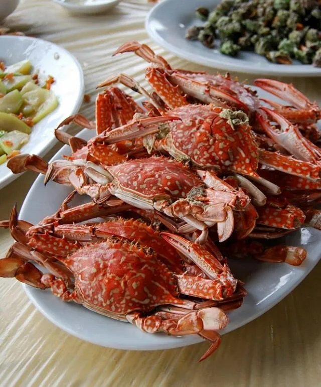 惠州惠东港口镇好不好玩,听说有很多海鲜?