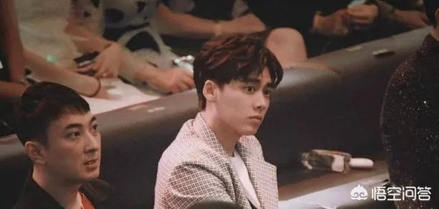 王思聪为什么最近和李易峰走得很近?