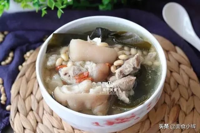 电饭煲能够煲压猪蹄吗?知道的能不能把过程写出来?