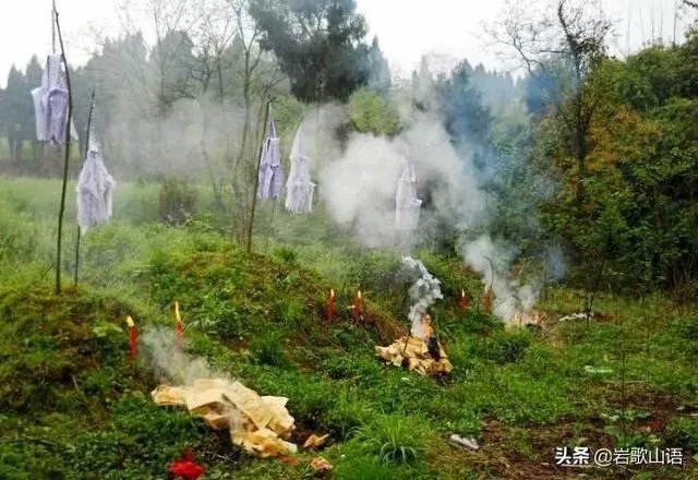 在农村,如果老人去世,大概会花多少钱?