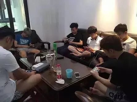 英雄联盟和王者荣耀哪个火?