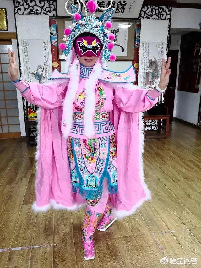 变脸是我国哪个表演戏剧的绝活?