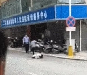 江西一男子当街疯狂殴打一女子,二者有什么矛盾?