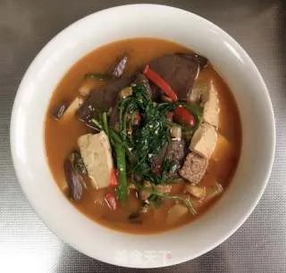 猪血炖豆腐