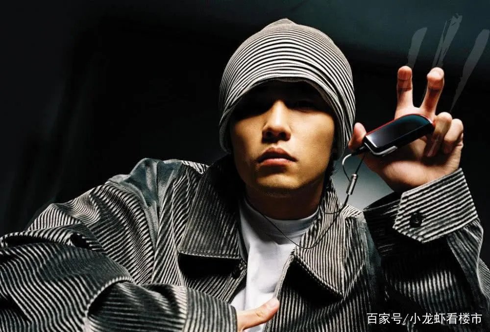 周杰伦身陷抄袭门,前段主歌完全抄袭黄征,最后他是如何平息的?