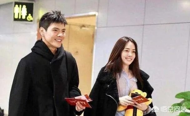 如何看待向佐和郭碧婷的恋情,你觉得他们般配吗?