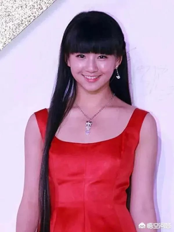 曾经在春晚舞台惊艳众人的小彩旗,现在怎么样了?