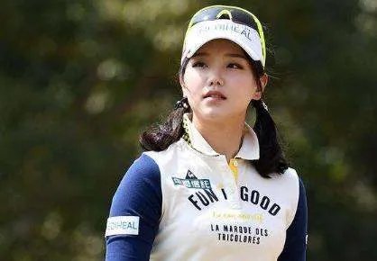 高尔夫女神石昱婷,为什么会放弃日本的发展回到中国呢?