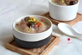黄豆猪脚汤