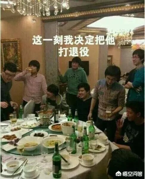 你如何看待有网友说:厂长当年对WE已经仁至义尽了,微笑被打退役是因为一款手游?