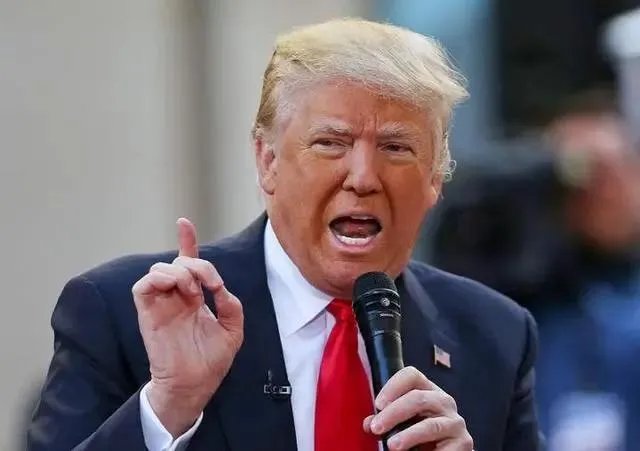 美国疫情感染超百万人，你认为还有救吗？该怎么办？
