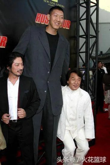 孙明明和姚明哪个高