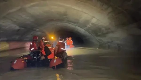最新消息,珠海隧道透水事故已致13人遇难,谁该为这些死者负责?