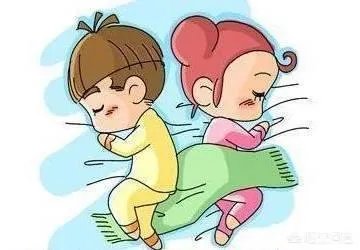 晚上睡前夫妻二人各自看着自己的手机,是什么心理?