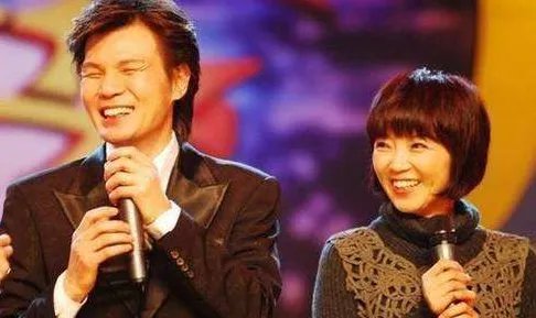 原安徽台主持人李彬现在的生活是什么样的?