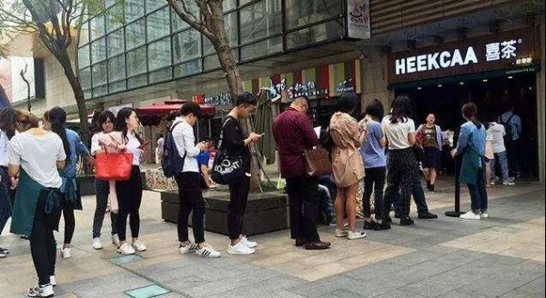 什么样的城市才能产生排队经济现象?
