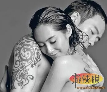 董洁与王大治相恋 盘点征服白富美明星的屌丝们