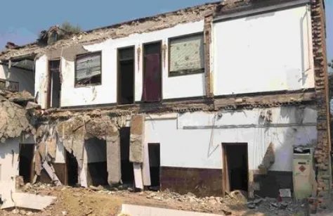 山西临汾坍塌饭店十多年间扩建五六次,合法吗?