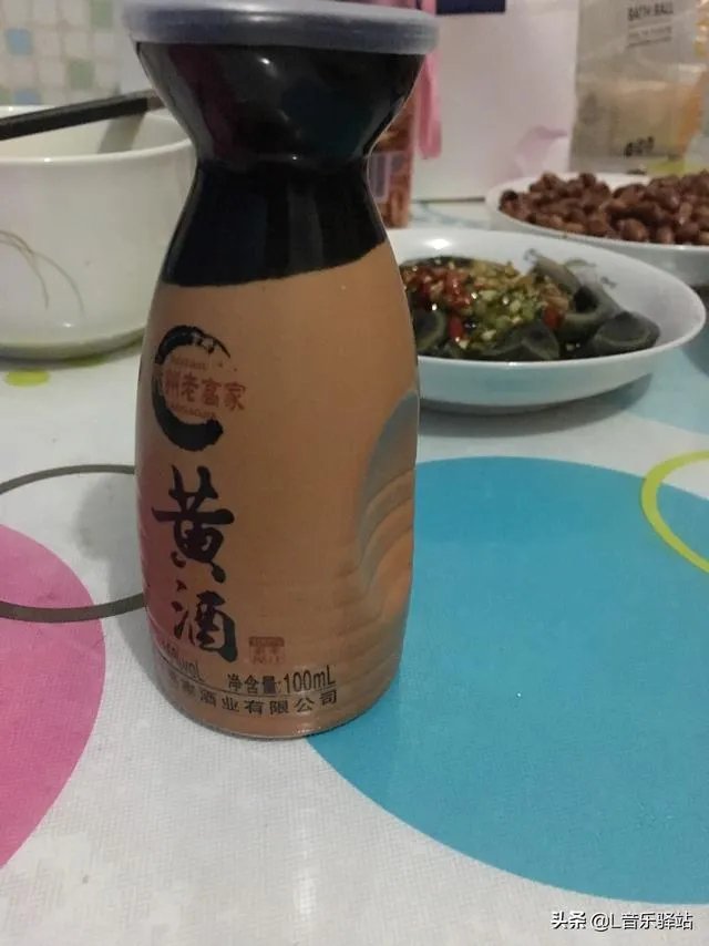 如何理解周华健经典歌曲《朋友》歌词的意思?