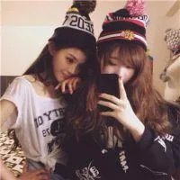 老婆总是去闺蜜家过夜,每次开视频不接说她闺密没穿衣服不方便,为啥?