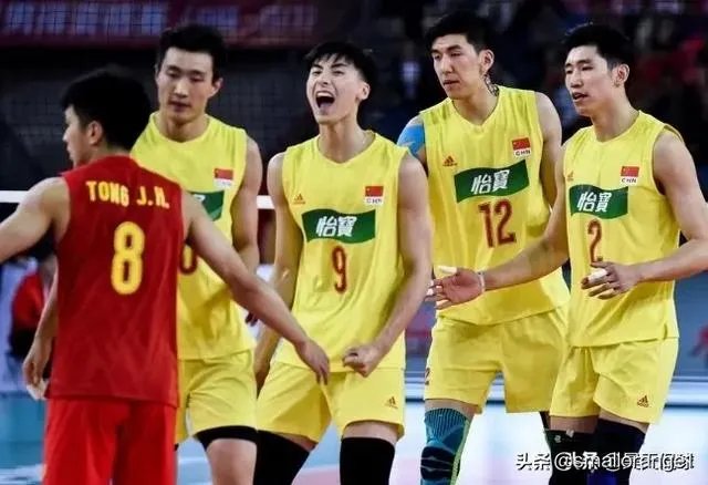 中国男排0:3完败伊朗仍晋级半决赛,如何评价两队全方位差距?