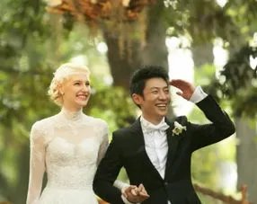 撒贝宁妻子旧照曝光,两个人是怎么相识相爱的