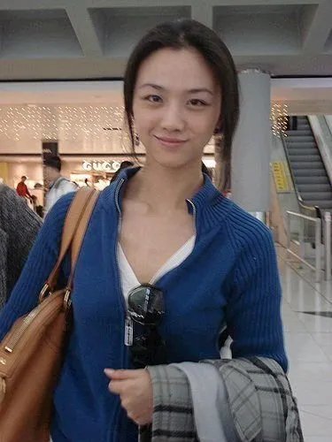 全球女星素颜大PK图赏 只有真女神敢晒素颜照!