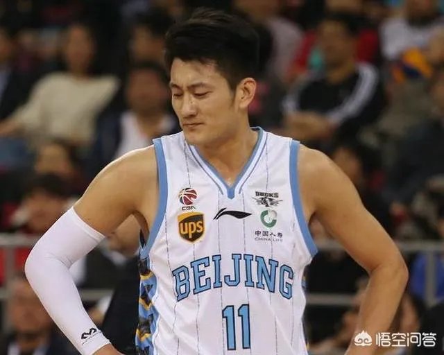 韩德君手掌骨折,出战成疑,辽宁队能不能拿下北京队?