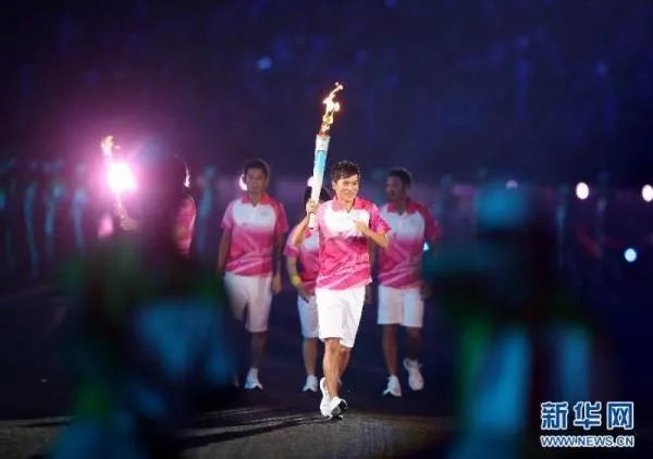 点亮未来的歌曲简介