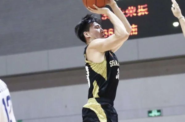 张庆鹏宣布退役,退役的原因是什么?