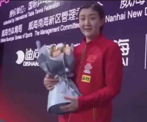 女乒世界杯陈梦胜孙颖莎夺冠，为何网友称心疼教练组？