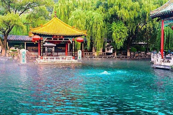 趵突泉将6万余元硬币上交财政,往水里丢硬币的行为会不会影响水质?