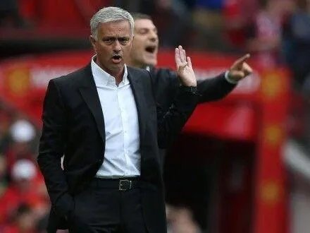 曼联2-0莱斯特城豪取三连胜,曼联表现怎么样?
