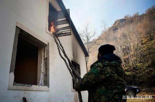 移交土地前亚美尼亚人紧急撤离,为什么会含泪烧房子?