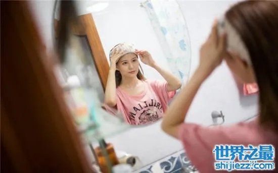 曝微笑苏小妍分手真相,苏小妍4p门事件(玩的真嗨)