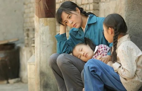电视剧《正阳门下小女人》中大女儿的结局是怎样的?