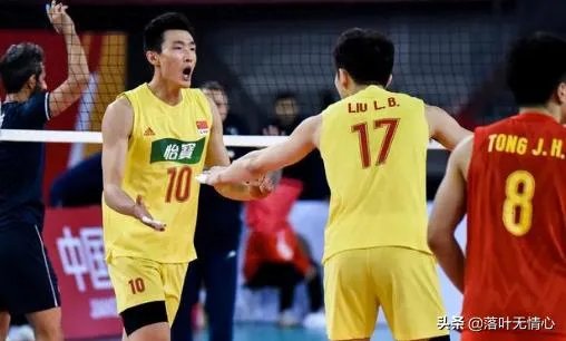 中国男排0:3完败伊朗仍晋级半决赛,如何评价两队全方位差距?