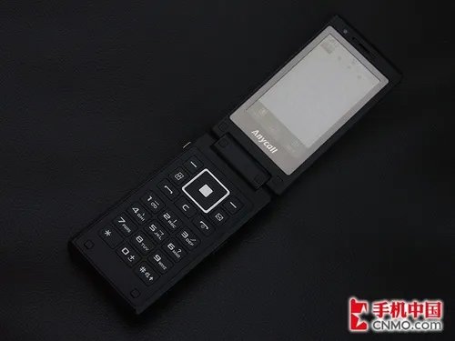 双网双待尊贵大器 三星B7732真机赏析