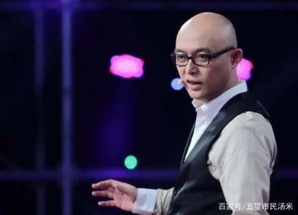 孟非不听劝告坚持爬山,结果导致病情严重,他怎么突然病倒了?