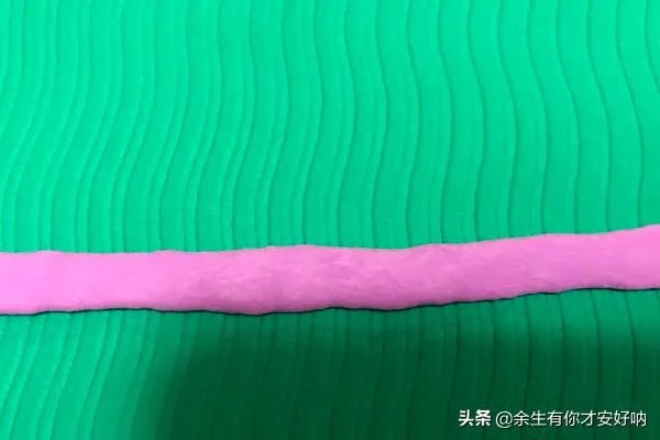 超轻粘土生日蛋糕教程?