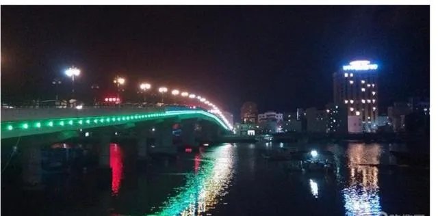 惠州惠东港口镇好不好玩,听说有很多海鲜?