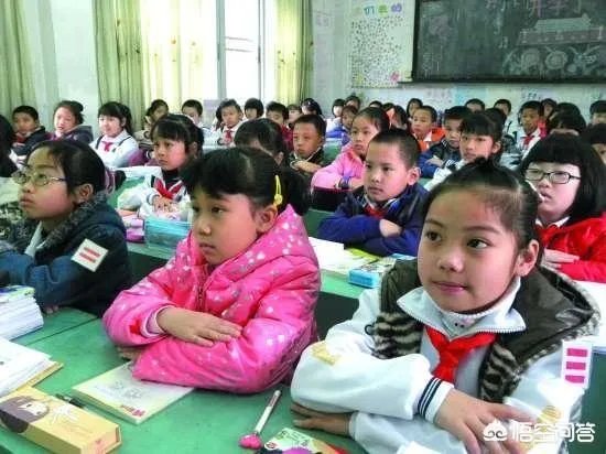一个班级如果管不住,或者老师不敢管可以乱到什么程度?