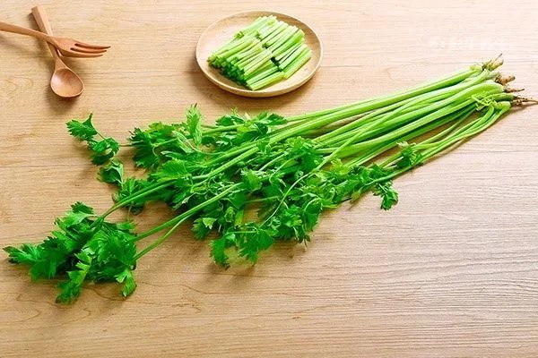 祛痘的食疗方法
