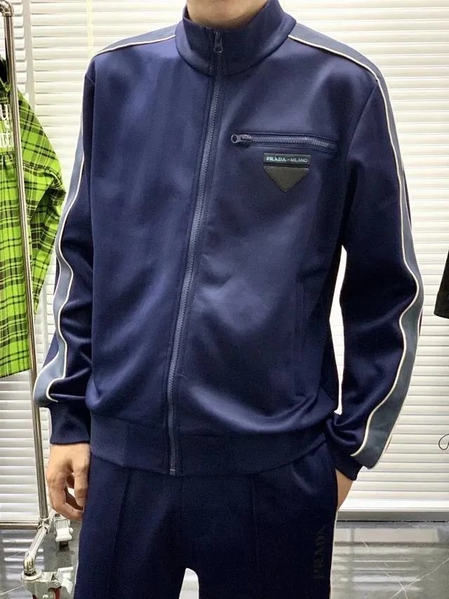 普拉达的服装风格是什么?