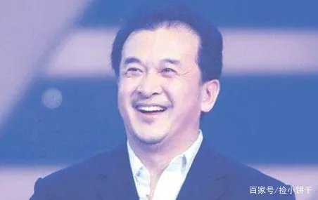 黄宏上午被免职,下午就被带走,如今多年过去了他过得怎么样?